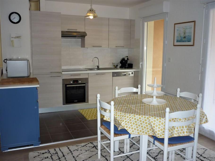 T3 De 70 M2 Idealement Situe Avec Garage Сен Мало Екстериор снимка